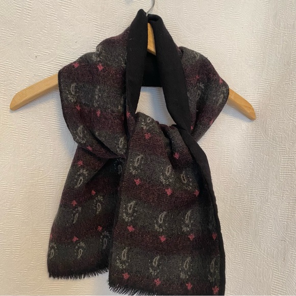 Christian Dior monsieur double sided narrow scarf. - Picture 5 of 5